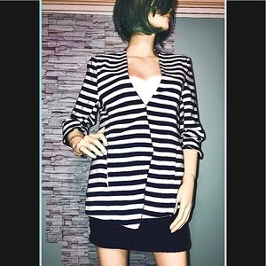 Navy Striped Blazer (Fitted)• size (M)